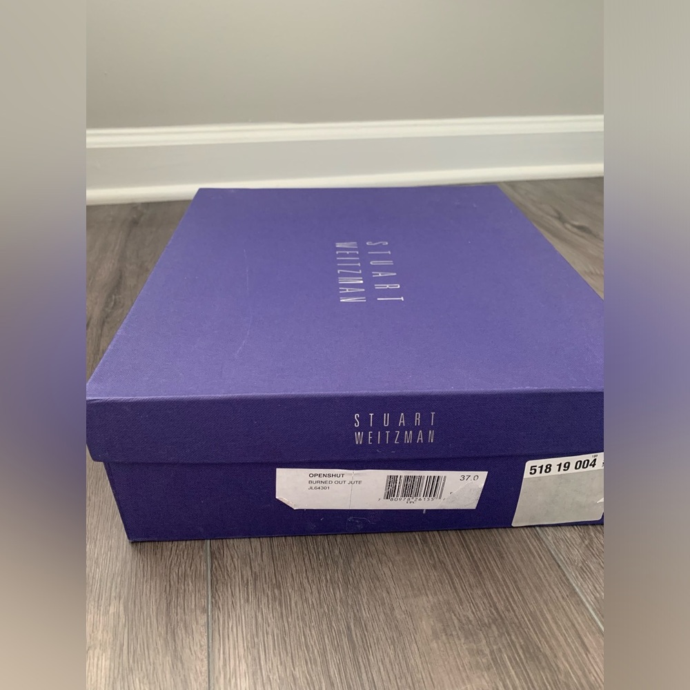 Stuart Weitzman Openshut Peep Toe Booties. Size 3… - image 5